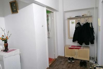 Apartament cu 2 camere decomandat în Central - 9