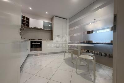 Apartament cu 3 camere decomandat, mobilat în Voluntari