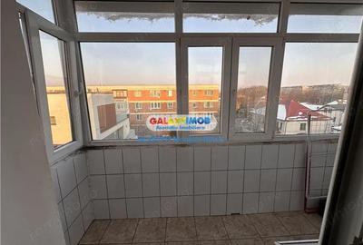 Apartament cu 2 camere semidecomandat, mobilat în Sud - 11