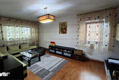 Apartament cu 3 camere decomandat în Scriitorilor
