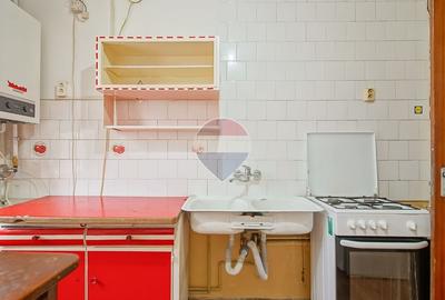 Apartament cu 2 camere decomandat în Astra