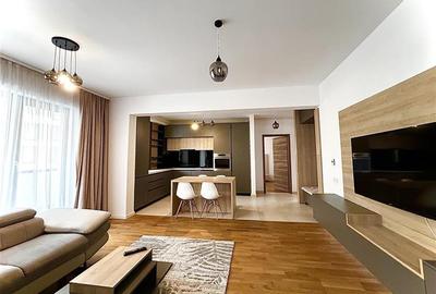 Apartament cu 2 camere semidecomandat, mobilat în Răcădău