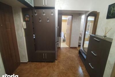 Apartament cu 3 camere în Centru Civic - 1