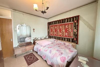 Apartament cu 3 camere semidecomandat în Teiul Doamnei - 8