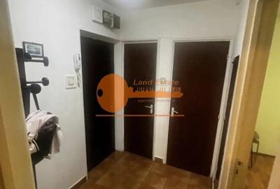 Apartament cu 2 camere decomandat în Tineretului