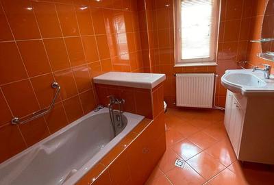 Casă cu 6 camere cu Teren 150 Mp în Dorobanți - 6