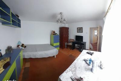 Casă cu 6 camere cu Teren 1760 Mp în Măldăeni - 7