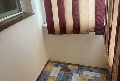 Apartament cu 3 camere semidecomandat în Central - 3
