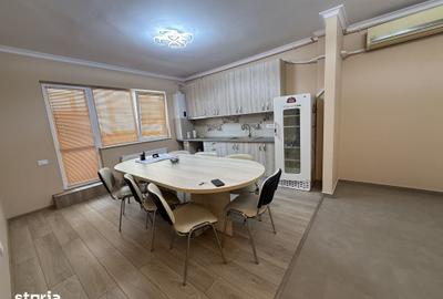 Apartament cu 2 camere în Apărătorii Patriei
