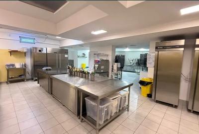Spațiu comercial, de 316 mp, în Central - 1