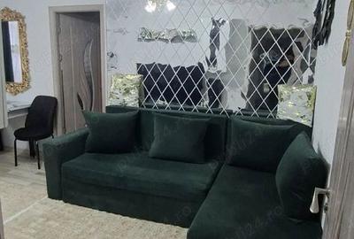 Apartament cu 3 camere semidecomandat, mobilat în Central