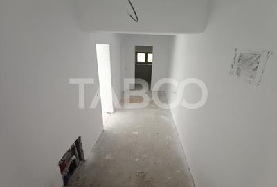 Casă individuală cu 8 camere cu Canalizare în Cisnădioara - 25