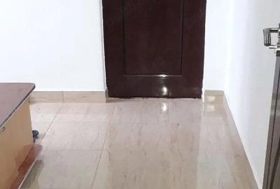 Apartament cu 2 camere semidecomandat în Rogerius - 1