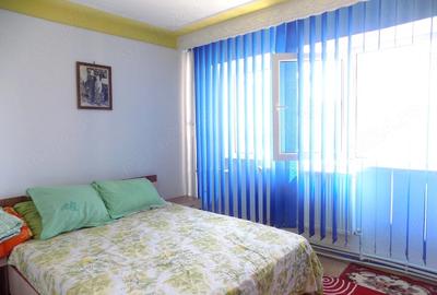 Apartament cu 2 camere decomandat în Radu Negru