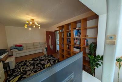 Apartament cu 2 camere decomandat, mobilat în Iancului