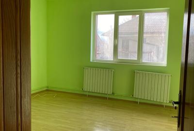 Casă individuală cu 6 camere cu Canalizare în Marghita - 3