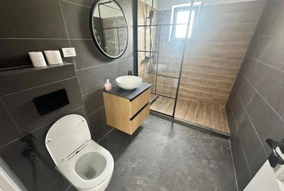 Duplex cu 4 camere cu Canalizare în Central - 7