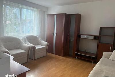 Apartament cu 2 camere decomandat în Republicii - 2