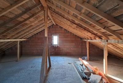 Casă cu 3 camere în Horia - 2