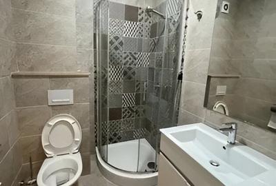 Garsonieră decomandată, mobilată în Central - 4