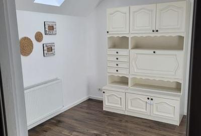 Casă cu 4 camere cu Teren 92 Mp în Central
