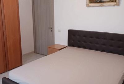 Apartament cu 2 camere decomandat în Dobroești