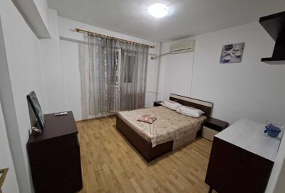 Apartament cu 2 camere decomandat în Păcii