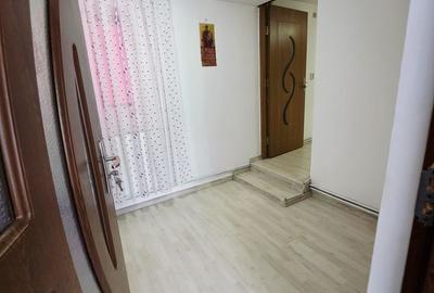Casă cu 6 camere cu Teren 557 Mp în Berceni - 16