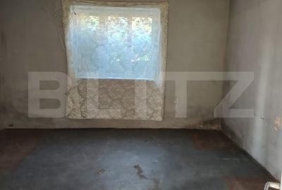 Casă cu 2 camere cu Teren 3750 Mp în Ceanu Mare - 4