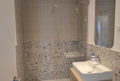Apartament cu 2 camere nedecomandat în Sisești