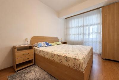 Apartament cu 2 camere decomandat, mobilat în Central