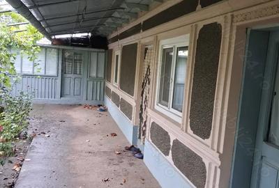 Casă cu 6 camere cu Teren 860 Mp în Tufești - 4