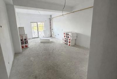 Apartament cu 2 camere decomandat în Popoveni