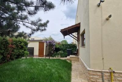 Duplex cu 4 camere cu Canalizare în 1 Decembrie - 3