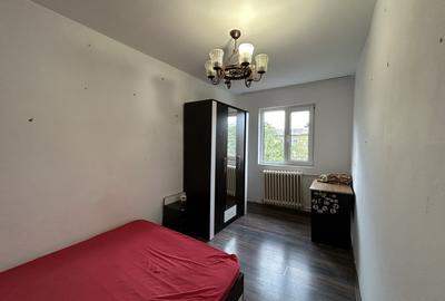 Apartament cu 2 camere nedecomandat, mobilat în P-ța Doina - 3