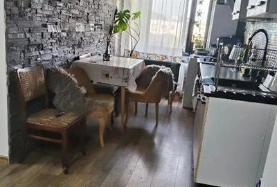 Apartament cu 3 camere decomandat, mobilat în Inel II