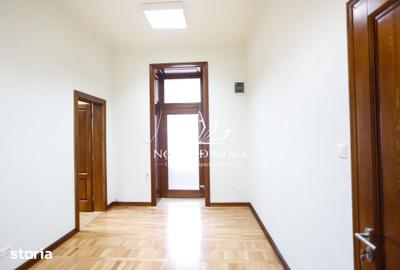 Spațiu comercial, de 45 mp, în Badea Cârțan