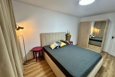 Apartament cu 2 camere semidecomandat, mobilat în Girocului