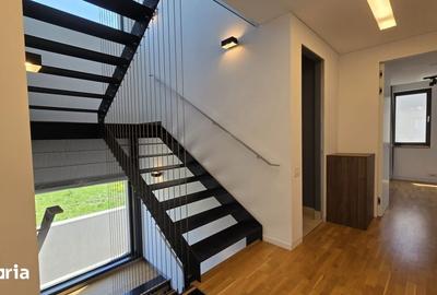 Casă cu 5 camere cu Teren 200 Mp în Central