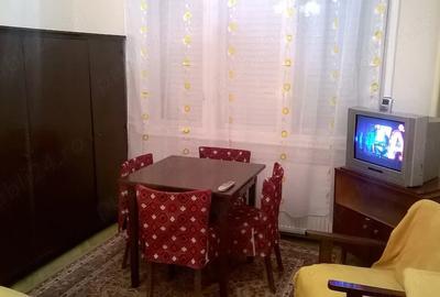 Apartament cu 3 camere semidecomandat în Ultracentral
