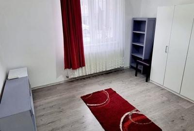 Garsonieră decomandată în Florești