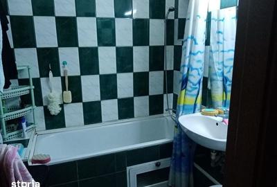 Apartament cu 3 camere decomandat în Rahova - 3