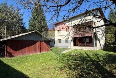 Casă individuală cu 6 camere cu Teren 2208.6398925781 Mp în Breaza de Jos