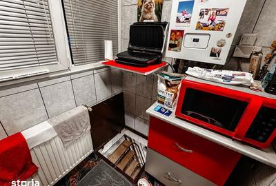 Apartament cu 3 camere decomandat în Titan - 2