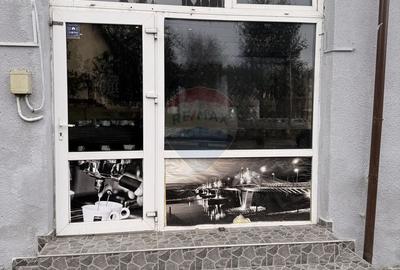 Spațiu comercial, de 45 mp, în Central - 1