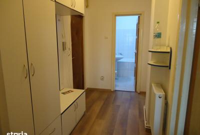 Garsonieră decomandată în Zorilor