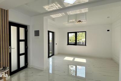 Casă cu 4 camere cu Teren 300 Mp în Rediu