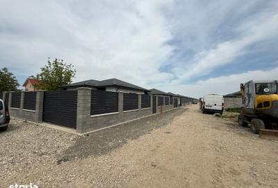 Casă cu 4 camere cu Teren 400 Mp în Clinceni - 1