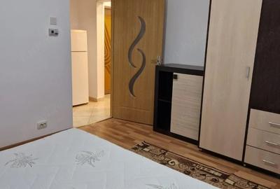 Garsonieră decomandată în Mărăței