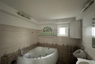 Casă individuală cu 8 camere cu Teren 2000 Mp în Români - 8